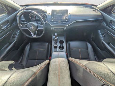 Used 2019 Nissan Altima 2.5 SR image 18