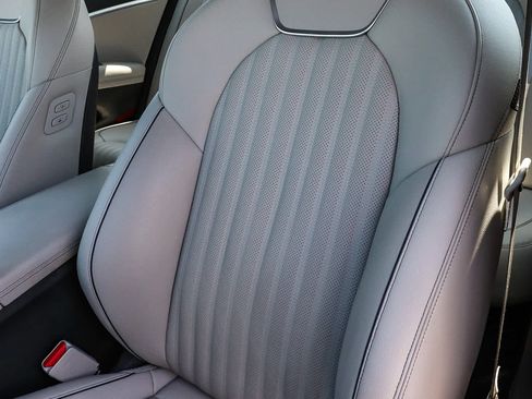 Used 2023 Genesis G70 3.3T w/ Sport Advanced Package RWD image 31