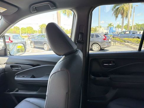 New 2026 Honda Ridgeline Black Edition image 12
