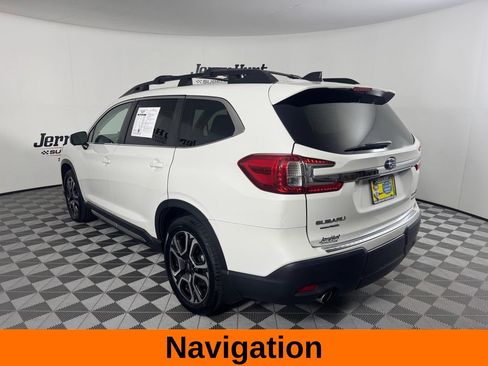 Used 2023 Subaru Ascent Limited w/ Technology Package AWD/4WD image 11