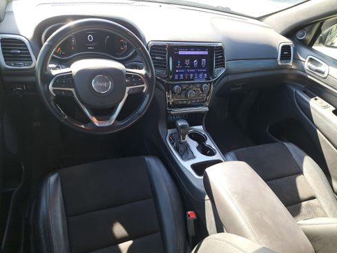 Used 2021 Jeep Grand Cherokee Laredo X image 14