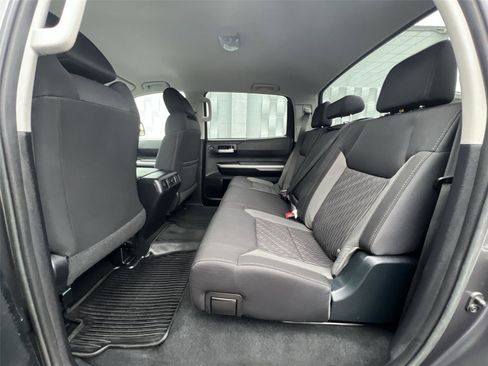 Used 2017 Toyota Tundra SR5 image 21
