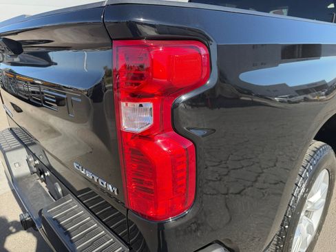 Used 2024 Chevrolet Silverado 1500 Custom RWD image 29