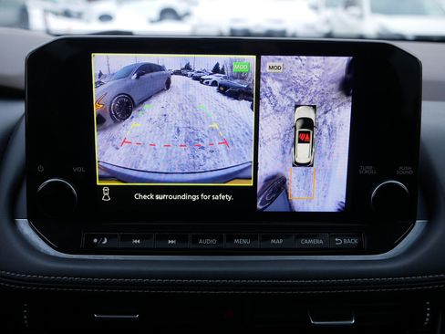 Certified 2022 Nissan Rogue Platinum w/ Head-Up Display Package image 26