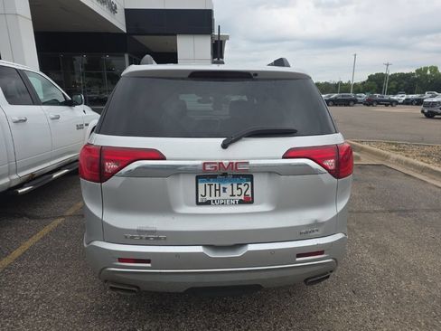 Used 2019 GMC Acadia Denali w/ Technology Package AWD/4WD image 8