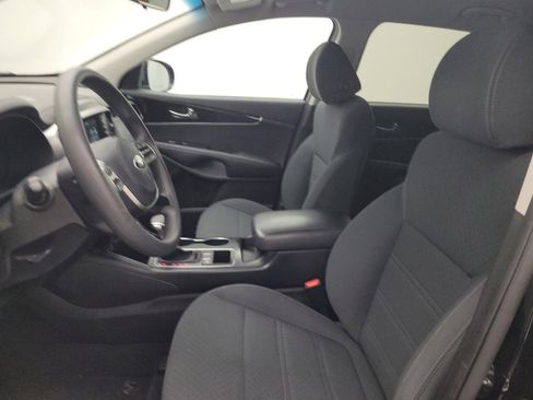 Used 2020 Kia Sorento L FWD image 17