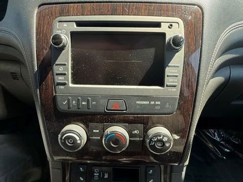 Used 2016 Chevrolet Traverse LT AWD/4WD image 16