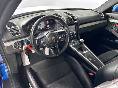Certified 2016 Porsche Cayman GT4 image 4
