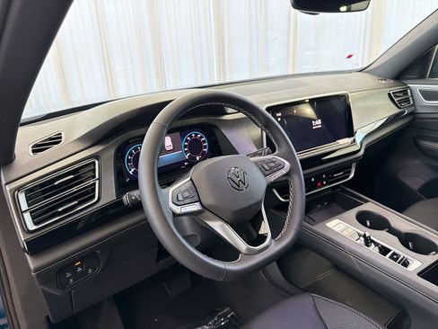 New 2026 Volkswagen Atlas Cross Sport SE AWD/4WD image 4