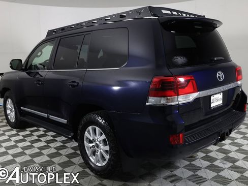 Used 2018 Toyota Land Cruiser AWD/4WD image 7