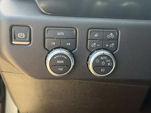 Used 2026 GMC Sierra 1500 Elevation w/ Elevation Premium Package AWD/4WD image 24