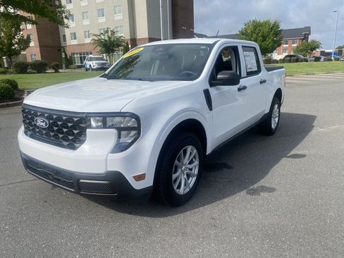 Used 2025 Ford Maverick XL FWD image 9
