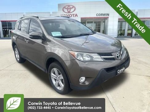 Used 2013 Toyota RAV4 XLE AWD/4WD image 1