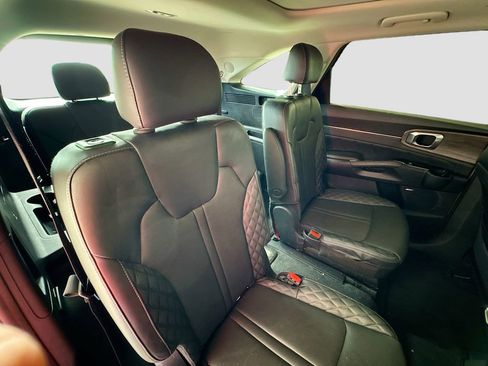 Used 2021 Kia Sorento SX Prestige AWD/4WD image 31