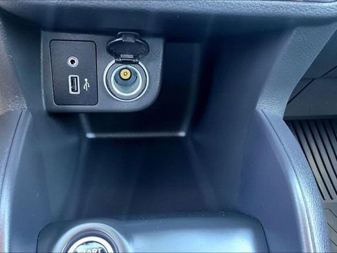 Used 2025 Nissan Kicks Play S image 15