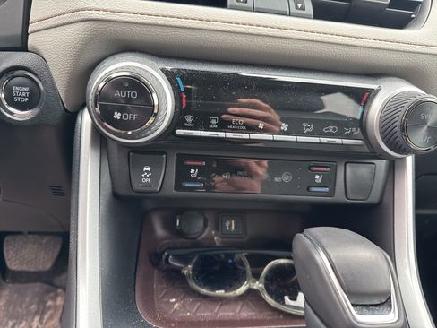 Used 2024 Toyota RAV4 Limited w/ Weather Package image 27