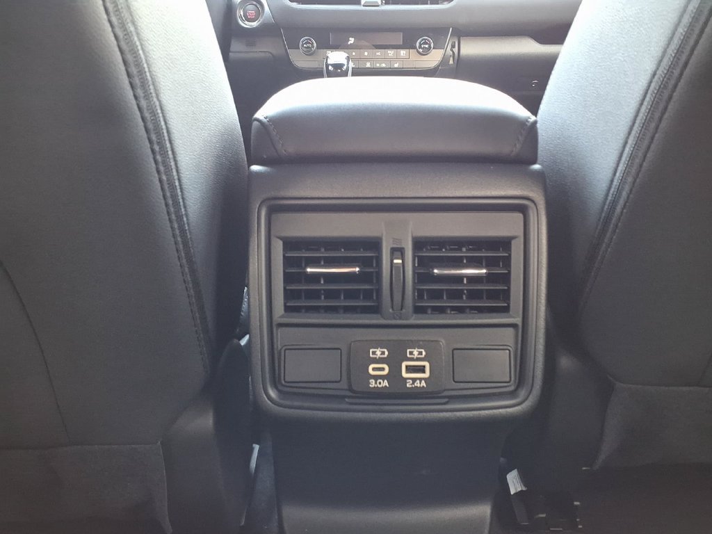 Used 2026 Subaru Outback Premium AWD/4WD image 24