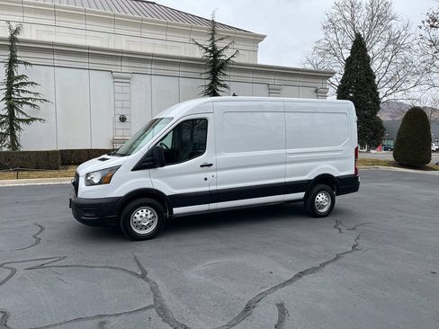 Used 2023 Ford Transit 250 Medium Roof AWD image 2
