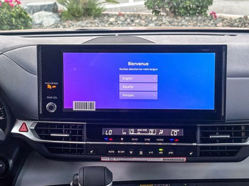 New 2026 Toyota Sienna XLE image 17