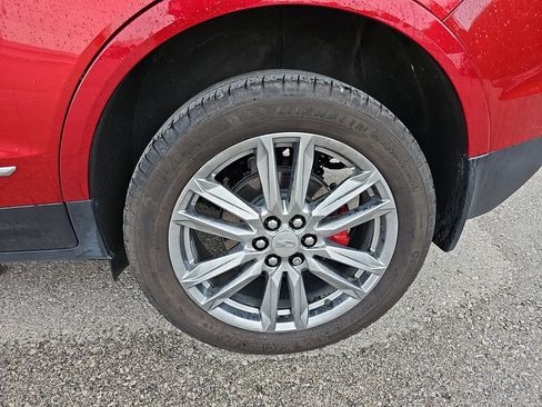 Certified 2025 Cadillac XT5 Sportv w/ LPO, Floor Liner Package AWD/4WD image 37