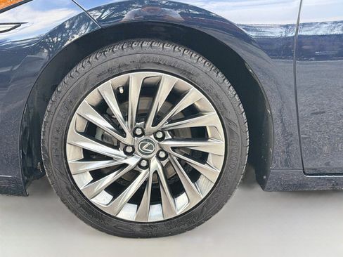 Used 2019 Lexus ES 300h FWD image 43