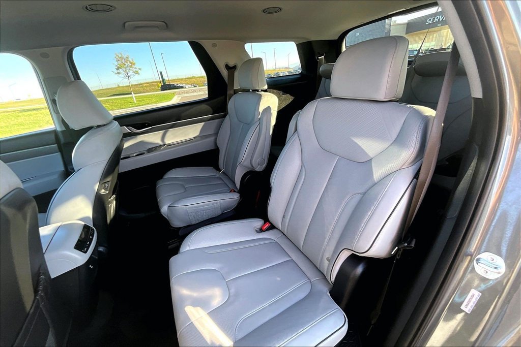 Used 2025 Hyundai Palisade SEL AWD/4WD image 25