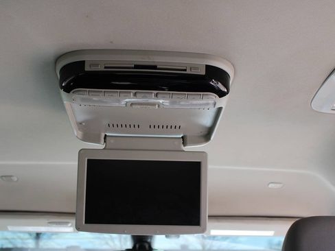 Used 2017 Chrysler Pacifica Touring Plus w/ Tire & Wheel Group image 60