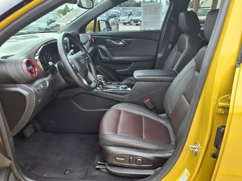 Used 2023 Chevrolet Blazer RS FWD image 19
