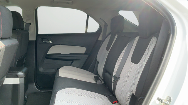 Used 2017 Chevrolet Equinox LS FWD image 20