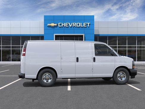 New 2026 Chevrolet Express 2500 w/ Driver Convenience Package RWD image 5