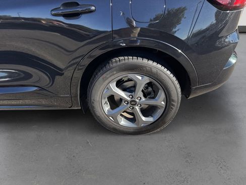 Used 2023 Ford Escape ST-Line image 9