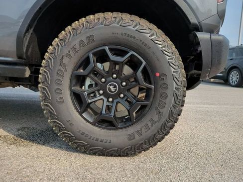 New 2026 Ford Bronco Badlands AWD/4WD image 11