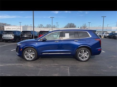 Certified 2024 Cadillac XT6 Premium Luxury w/ LPO, Floor Liner Package image 5