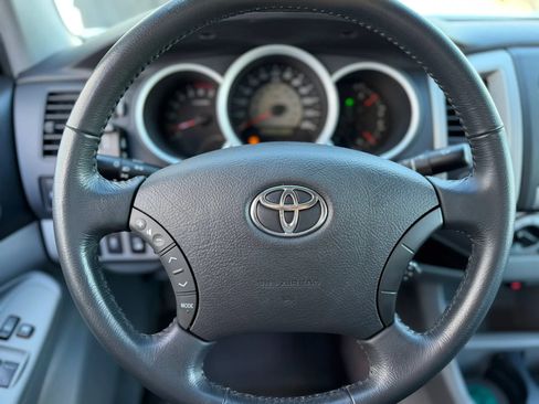 Used 2009 Toyota Tacoma 4x4 Access Cab V6 image 9