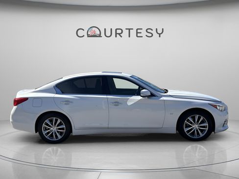 Used 2015 INFINITI Q50 Premium w/ Navigation Package image 8