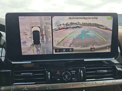 New 2026 Nissan Pathfinder Platinum image 26