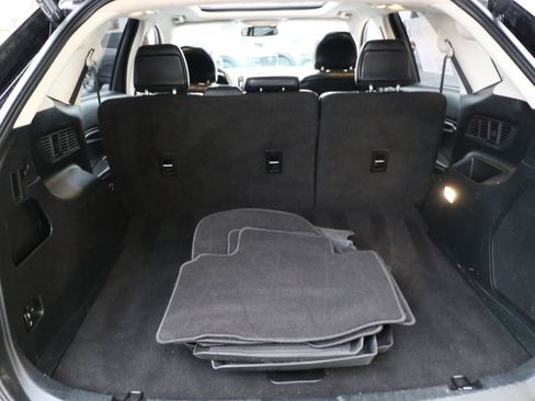 Used 2019 Ford Edge Titanium w/ Equipment Group 301A image 10