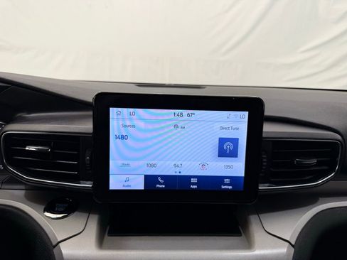 Used 2023 Ford Explorer XLT w/ Equipment Group 202A image 36
