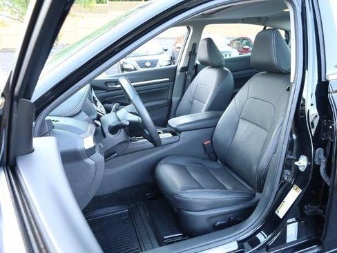 Certified 2025 Nissan Altima 2.5 SL FWD image 8