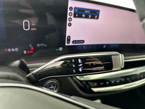 Used 2024 Cadillac Lyriq Tech image 20