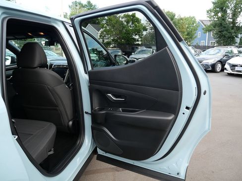 Used 2023 Hyundai Santa Cruz SE AWD/4WD image 30