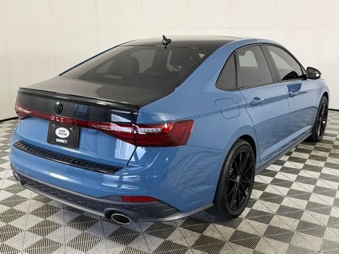 Used 2025 Volkswagen Jetta GLI Autobahn image 7