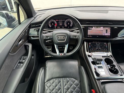 Used 2023 Audi SQ7 Premium Plus w/ Executive Package AWD/4WD image 29