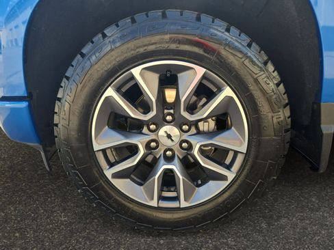 Used 2022 Chevrolet Silverado 1500 RST w/ Convenience Package II image 14