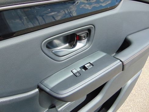 Certified 2025 Honda Pilot TrailSport image 27