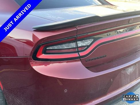 Used 2021 Dodge Charger SXT w/ Blacktop Package RWD image 10