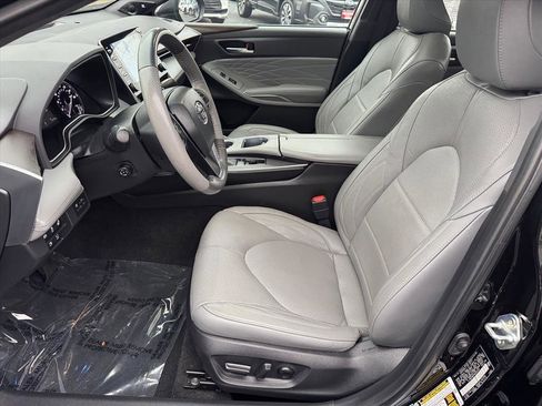 Used 2021 Toyota Avalon Limited w/ Advanced Safety Package image 6