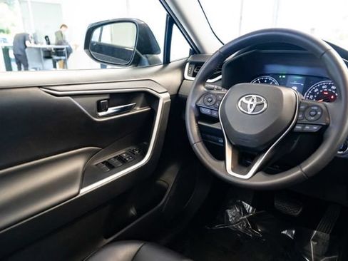 Used 2021 Toyota RAV4 XLE Premium AWD/4WD image 11