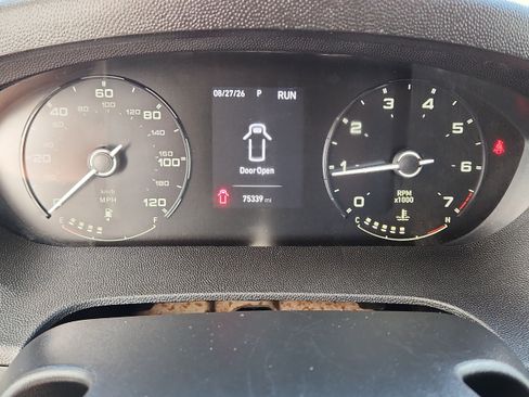 Used 2025 RAM ProMaster 2500 w/ Convenience Group FWD image 15