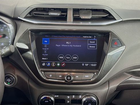 Used 2022 Chevrolet TrailBlazer LT w/ Convenience Package image 28